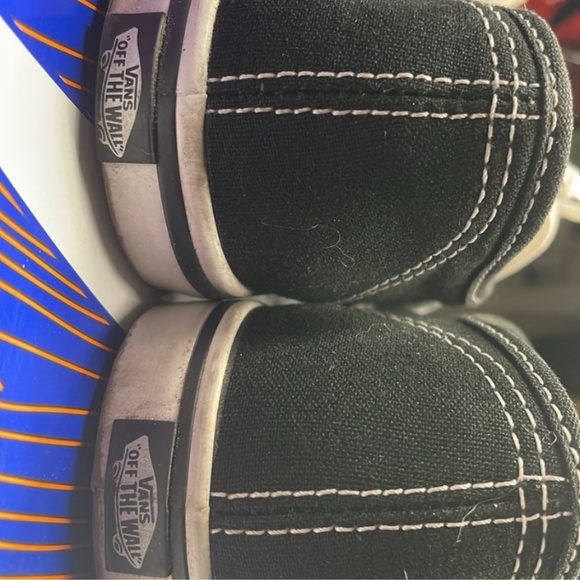 VANS Classic - Picture 3 of 4